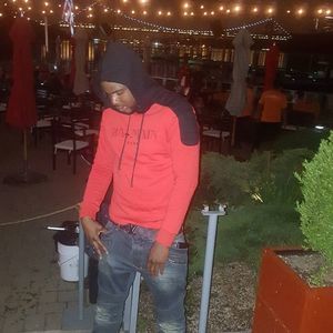 Meet your Posher, Mo-money